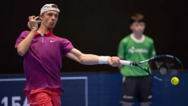 Denis Shapovalov vs Giovanni Mpetshi Perricard Prediction, Picks, Odds, H2H, 10/25/24