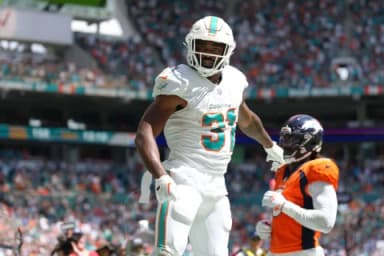 Miami Dolphins vs Carolina Panthers Same-Game Parlay: 5.25 Player Prop Builder for Sunday